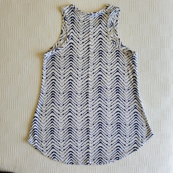 ATHLETA | Breezy Tank Top | White Blue Arrowhead Print | Small - Picture 2 of 12